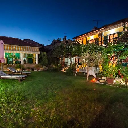 Apartments And Rooms Villa Dea Adults Only Ρόβινι Εξωτερικό φωτογραφία