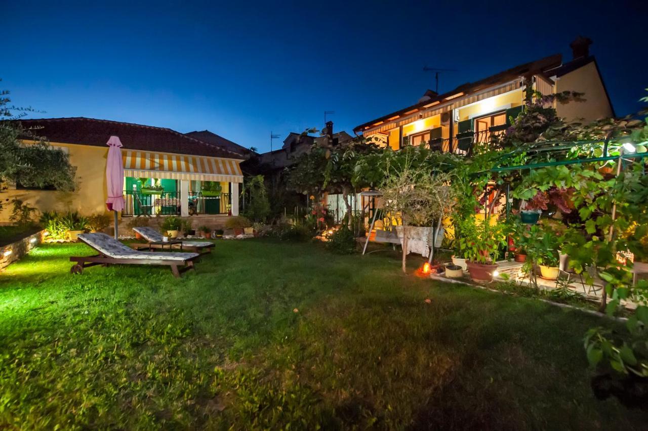 Apartments And Rooms Villa Dea Adults Only Ρόβινι Εξωτερικό φωτογραφία