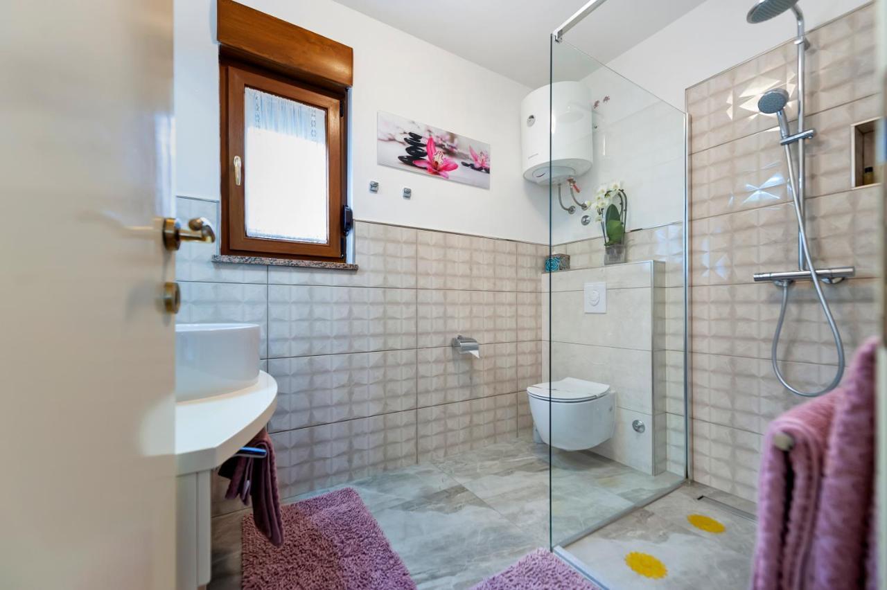 Apartments And Rooms Villa Dea Adults Only Ρόβινι Εξωτερικό φωτογραφία