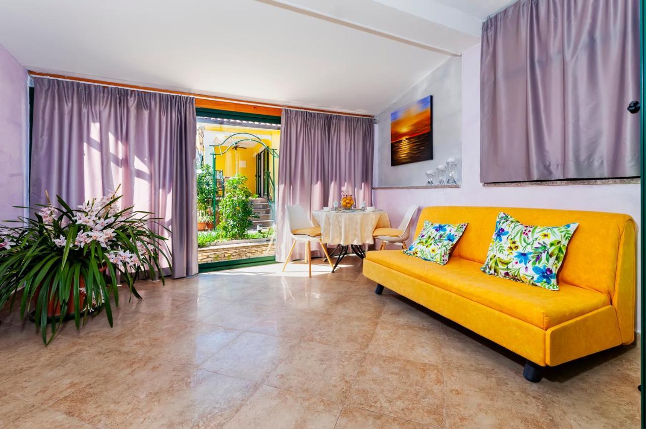 Apartments And Rooms Villa Dea Adults Only Ρόβινι Εξωτερικό φωτογραφία