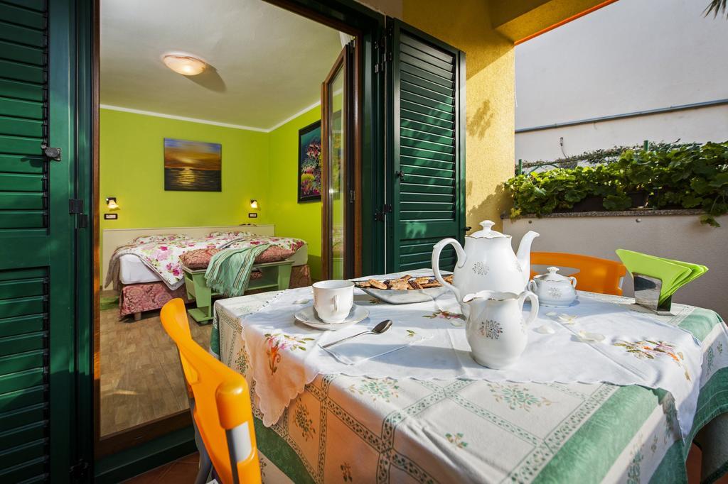 Apartments And Rooms Villa Dea Adults Only Ρόβινι Εξωτερικό φωτογραφία