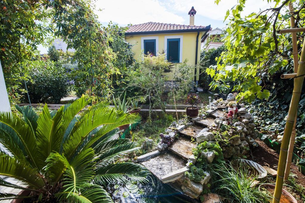 Apartments And Rooms Villa Dea Adults Only Ρόβινι Εξωτερικό φωτογραφία